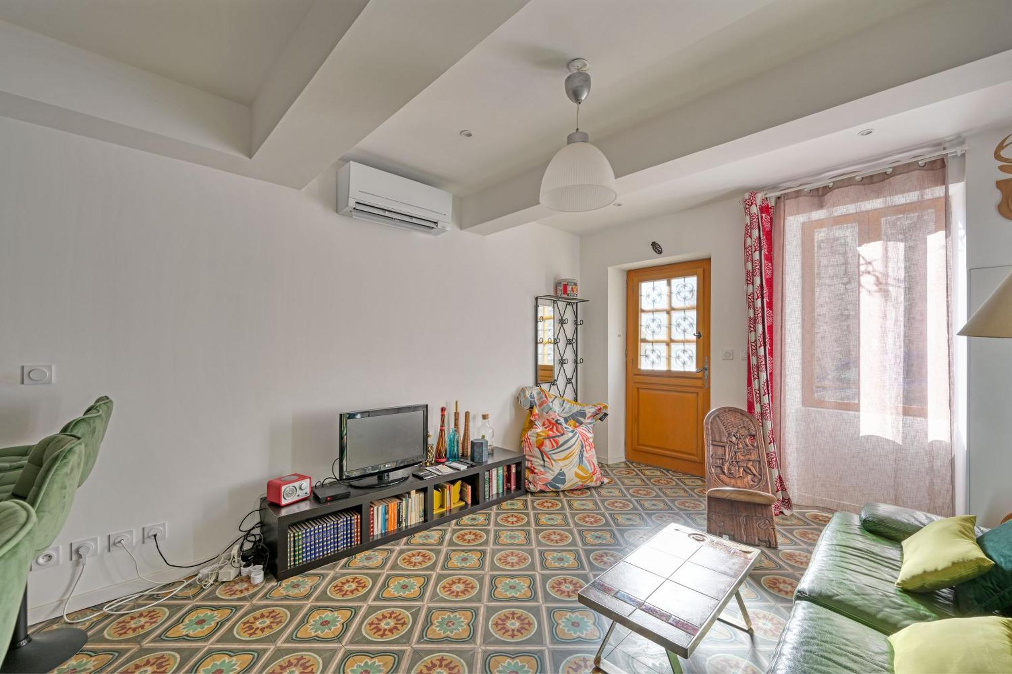 La Cigale - Vieux Village - Charmante Maisonnette Climatisee Avec Jardin Villeneuve-lès-Avignon Eksteriør billede